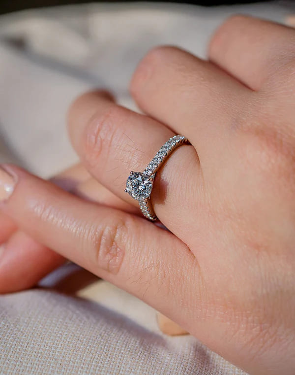 ENGAGEMENT RINGS