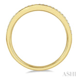 1/10 Ctw Round Cut Diamond Wedding Band in 14K Yellow Gold