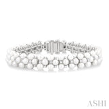 4 MM Interlocked Clover Cultured Pearl and 1 ctw Round Cut Diamond Fashion Bracelet in 14K White Gold