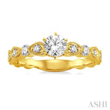 1/2 Ctw Diamond Engagement Ring with 1/4 Ct Round Cut Center Stone in 14K Yellow Gold