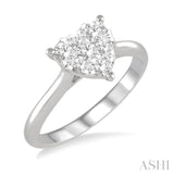 1/2 Ctw Round Cut Diamond Heart Shape Lovebright Ring in 14K White Gold