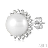 5.5 MM Round Shape Cultured Pearls and 1/6 Ctw Petite Sunflower Round Cut Diamond Fashion Stud Earrings in 10K White Gold